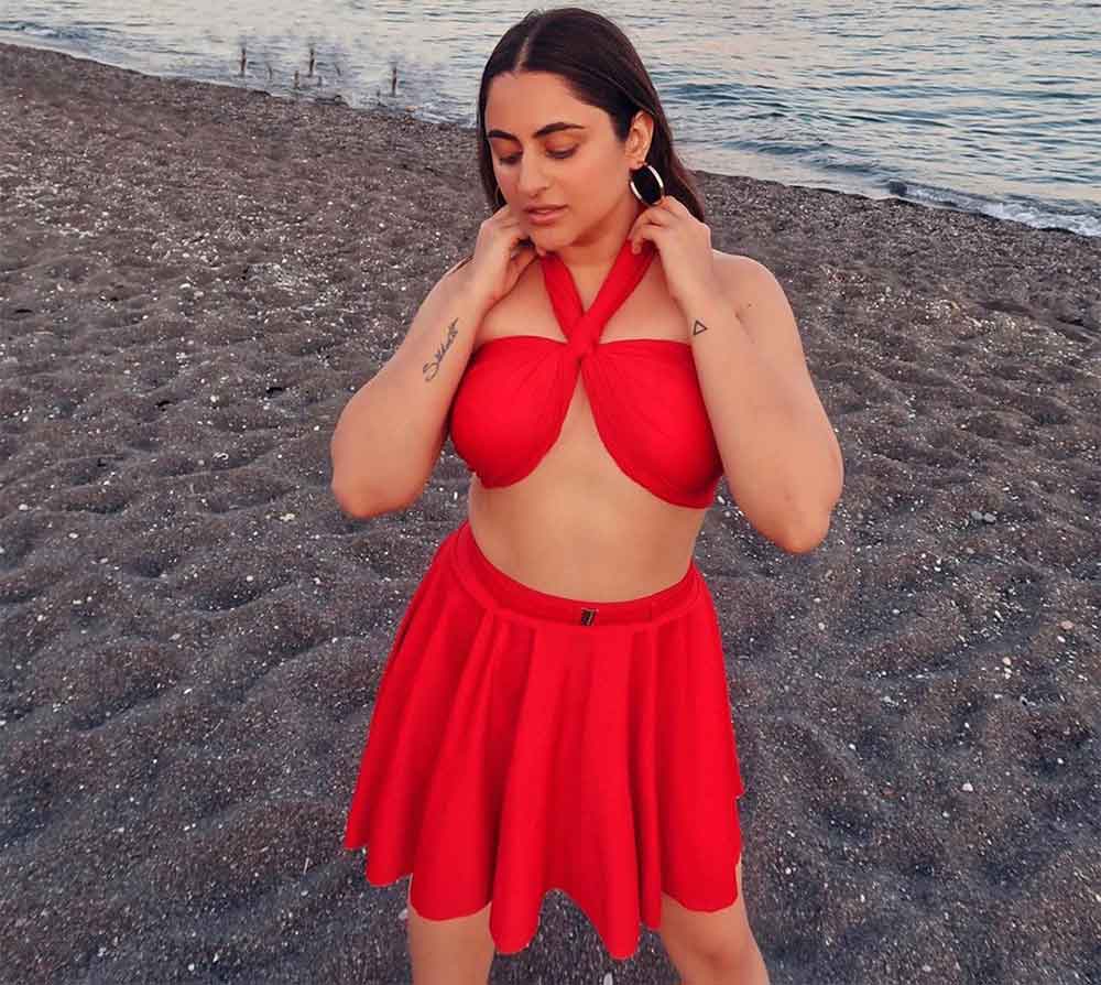 Shereen Sikka fashion blogger red dress