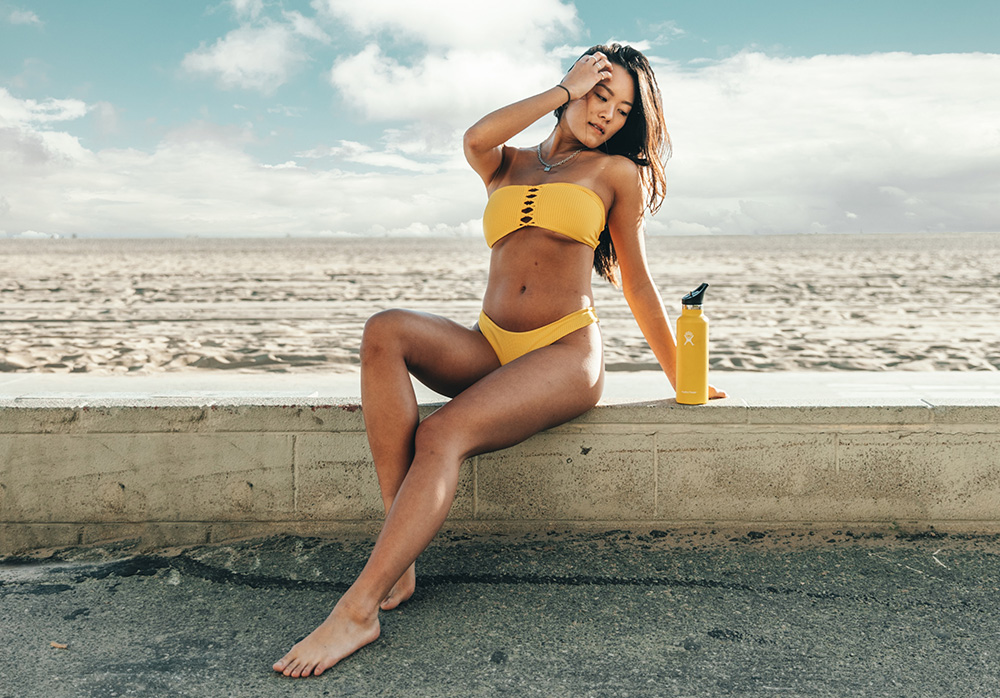 bikini-model-posing beach