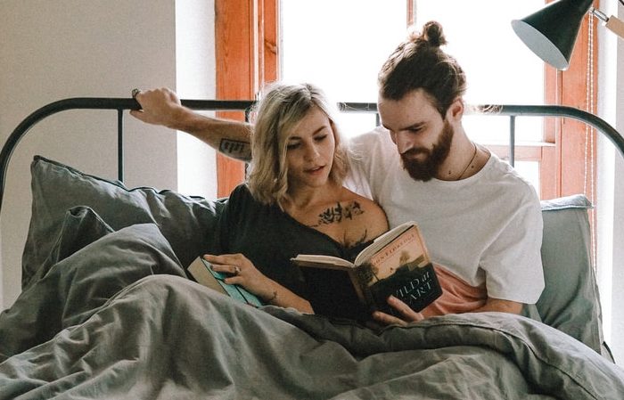 10 Best Romantic Novel of 2021, You Should Read to feel the magic of love